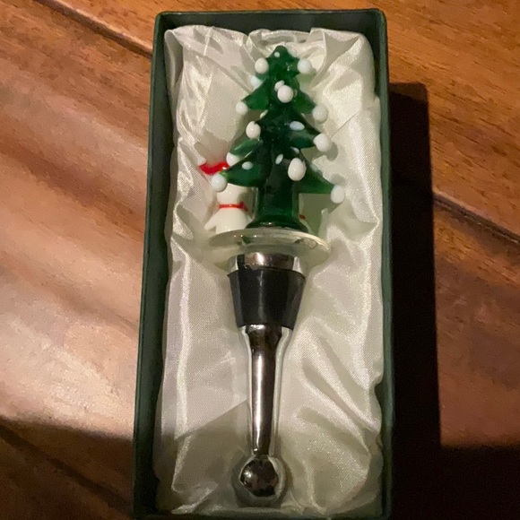 LSARTS Crystal Wine Bottle Stopper Winter Scene - NIB - Picture 3 of 4
